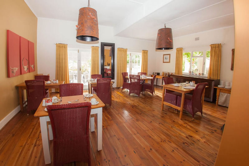 Somerset Villa Guesthouse 西萨默塞特 外观 照片