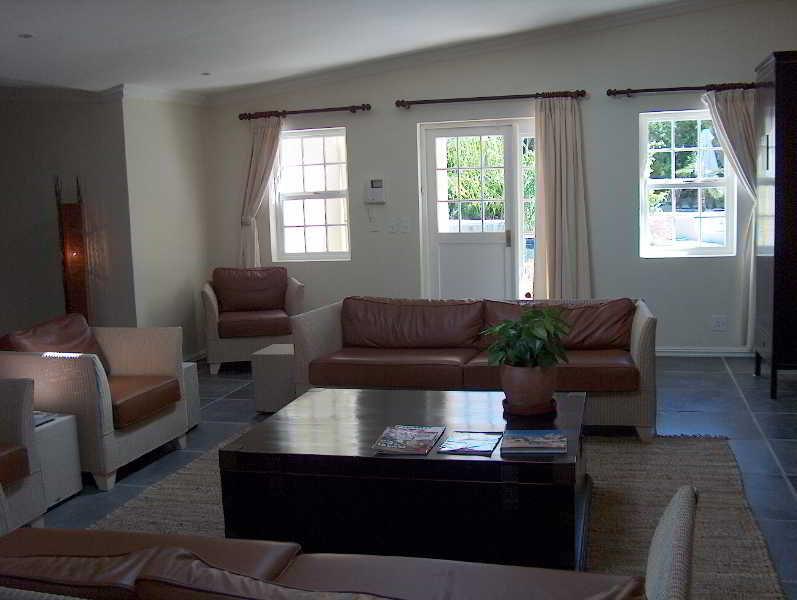 Somerset Villa Guesthouse 西萨默塞特 外观 照片