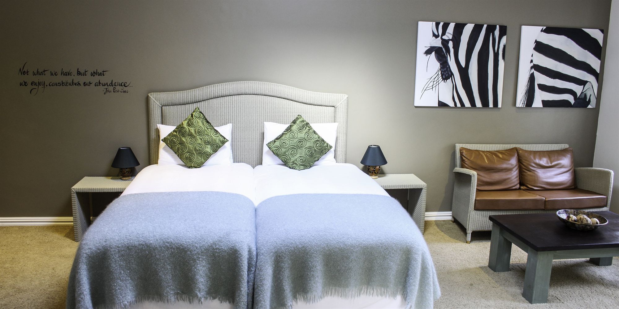 Somerset Villa Guesthouse 西萨默塞特 外观 照片
