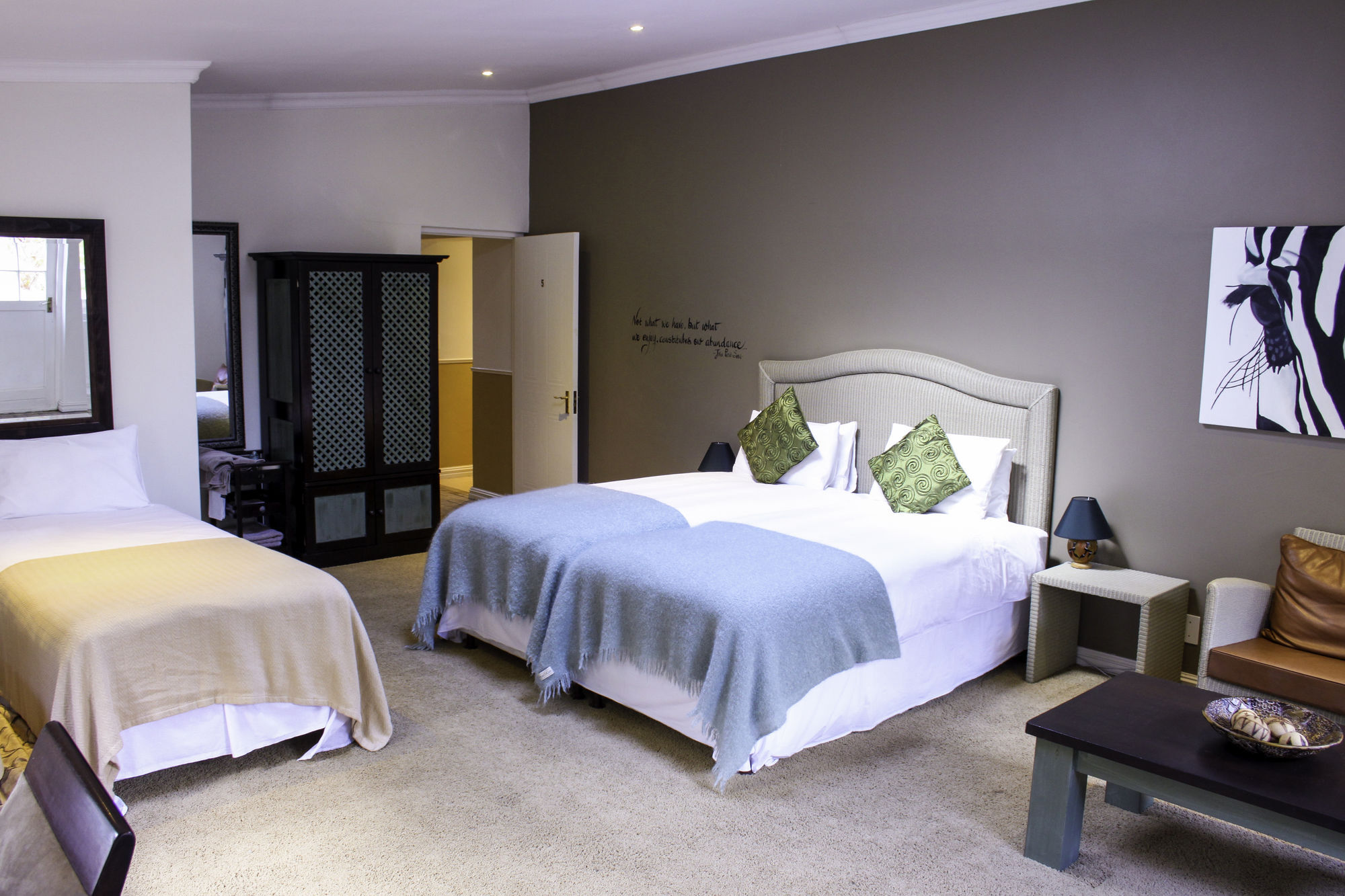 Somerset Villa Guesthouse 西萨默塞特 外观 照片